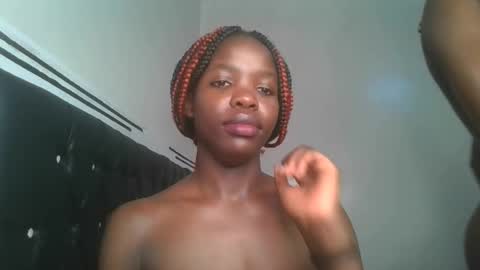 kinky_aria online show from September 18, 6:39 pm