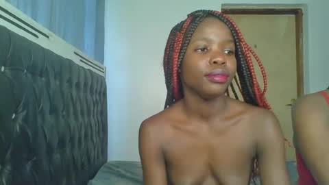 kinky_aria online show from October 3, 8:52 am