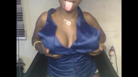 Snapshot of kinkyjuicexx chatting on September 30, 9:30 pm kinkyjuicexx online show from September 30, 9:30 pm
