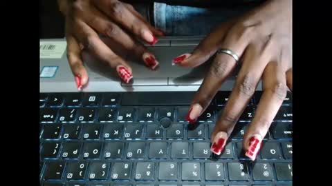 Snapshot of kinkyjuicexx chatting on October 6, 3:50 pm kinkyjuicexx online show from October 6, 3:50 pm