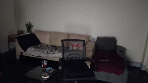 kinkykatt557616 online show from December 22, 12:36 am