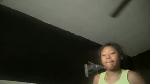 Bunniii online show from January 19, 1:33 pm