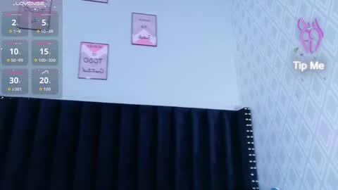 kinkywildmilf online show from April 8, 2:46 am