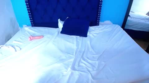 kinkyy_redhead online show from September 13, 5:54 pm