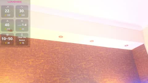  CALL ME KINSLEY  online show from March 19, 4:39 am