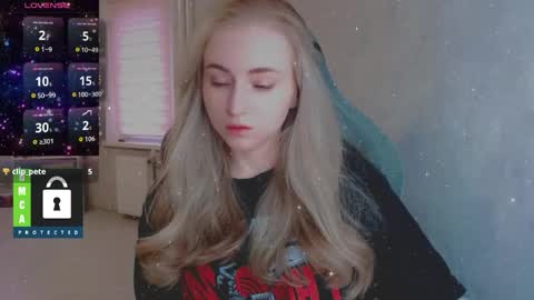 you know thumb up me please its important online show from April 4, 3:22 pm