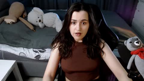 Snapshot of kira_yammy chatting on January 12, 10:22 pm Kira  follow me  online show from January 12, 10:22 pm