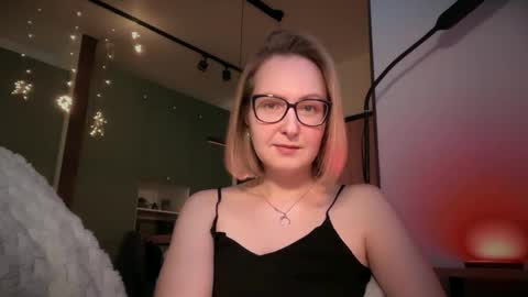 KiraFatex online show from December 21, 7:29 pm