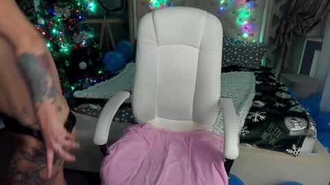 kiragrayyy online show from December 20, 2:16 pm