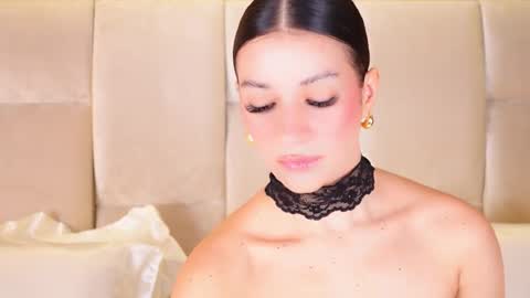 kira online show from October 3, 1:11 am