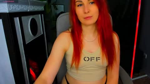Snapshot of kiraxmoon chatting on February 26, 7:02 am kiraxmoon online show from February 26, 7:02 am