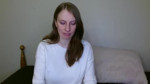 Snapshot of kissallie chatting on March 4, 10:38 pm Allie online show from March 4, 10:38 pm