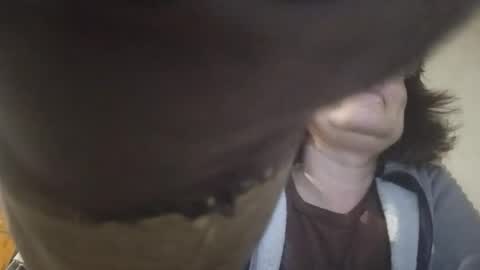 kissandvibe online show from March 29, 6:29 pm