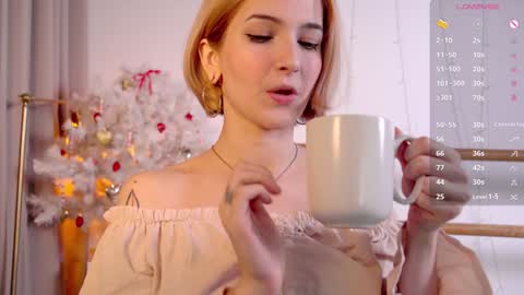 Kate  online show from December 15, 2:48 pm