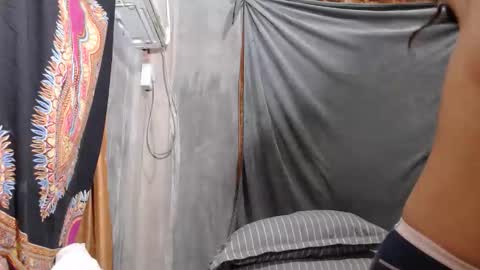 kissy_comfort_u online show from January 16, 9:16 am