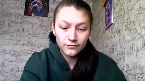 Snapshot of kiti_kitiss chatting on February 16, 9:48 am kiti_kitiss online show from February 16, 9:48 am