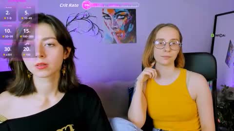 Snapshot of kitniss_dreamy chatting on October 19, 12:29 pm kitniss online show from October 19, 12:29 pm
