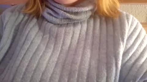 kitsuneniki online show from January 10, 8:02 pm