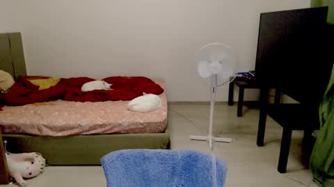 Jennyblonde and Emmabrunette online show from January 16, 4:03 pm