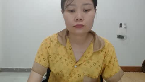 kitti_baby2x online show from April 15, 2:39 pm