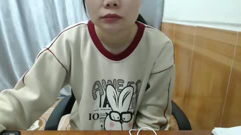 kitti_baby2x online show from December 4, 2:14 am