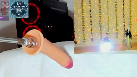 Snapshot of kitty__rosse__ chatting on October 19, 11:01 am Kitty online show from October 19, 11:01 am
