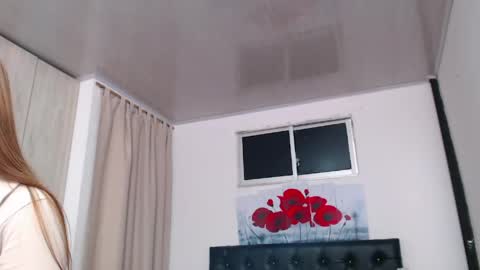kitty_f00x online show from May 16, 12:13 am