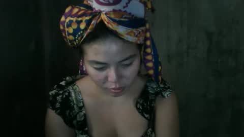 kitty_fussy online show from April 6, 7:53 am