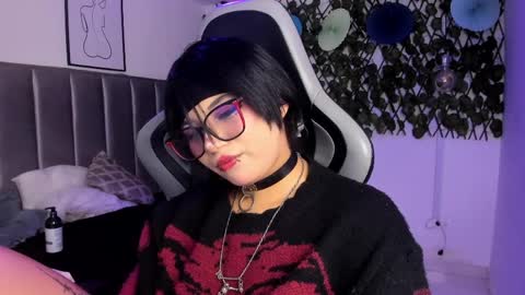 Camila online show from April 9, 6:19 am