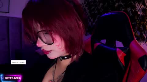 Camila online show from November 12, 2:31 am