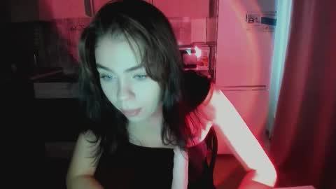 Snapshot of kitty_mila18 chatting on October 10, 11:26 am kitty mila online show from October 10, 11:26 am