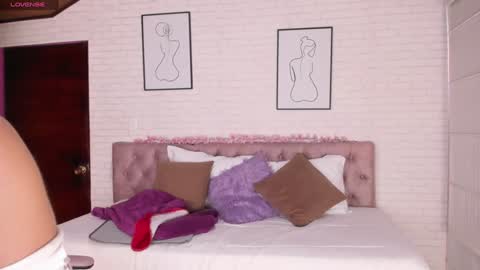 Kitty online show from January 9, 8:33 pm