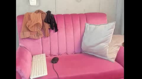 kitty rose online show from November 9, 12:45 pm