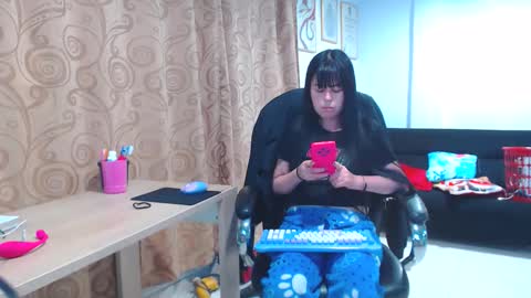 kitty_small69 online show from January 14, 4:17 am