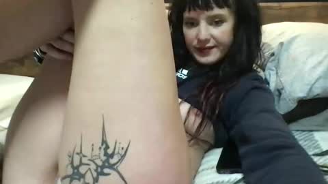 kittycatkendra online show from March 18, 6:40 am