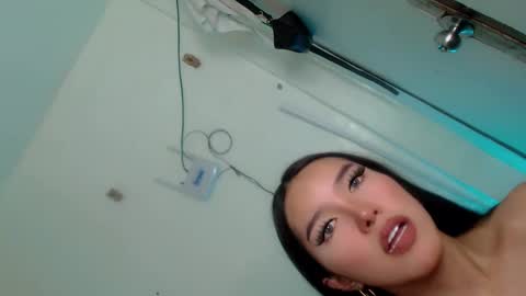 Snapshot of kittylickerfucker69 chatting on January 7, 7:20 am Grace online show from January 7, 7:20 am
