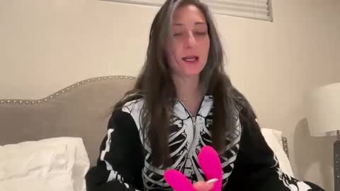 kittypurr79 online show from December 20, 5:47 am