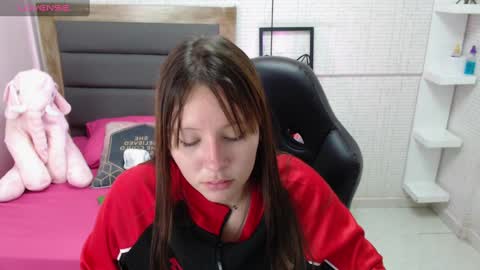  K I T T  Y  online show from February 22, 6:37 pm