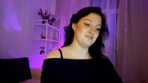 KlaraLips online show from March 24, 9:09 pm