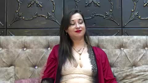 Klara online show from February 2, 8:08 pm