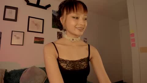 Kleo online show from September 16, 9:45 pm