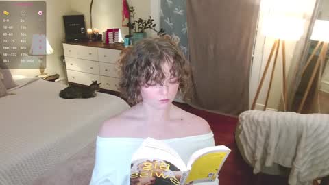 knowlita  online show from December 12, 12:55 pm