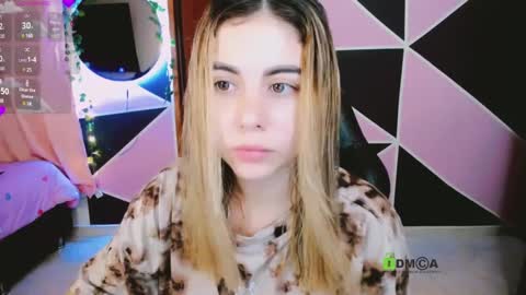 YINI online show from January 30, 12:39 am