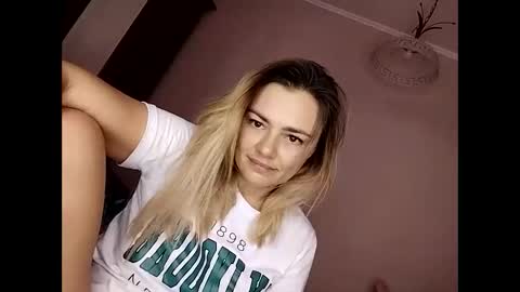 KrissSexi online show from October 13, 5:10 am