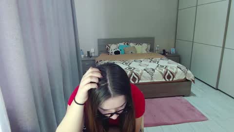 twitter    Annemarye 23 online show from March 20, 7:57 am