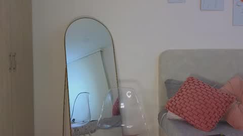 Kris online show from February 15, 6:40 pm