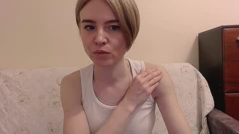 Snapshot of kristina_vagner chatting on March 3, 2:00 am kristina_vagner online show from March 3, 2:00 am