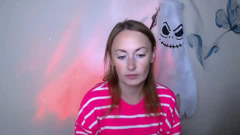 Snapshot of kristinahech_ chatting on October 10, 9:58 am Kristi online show from October 10, 9:58 am
