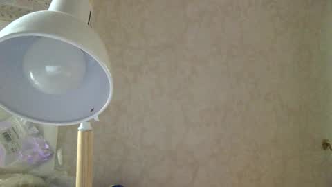 kristinalamour96 online show from September 18, 8:02 am