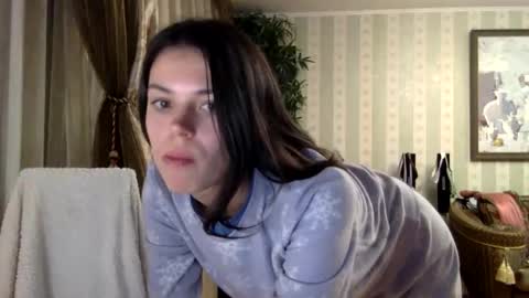 kristinalamour96 online show from October 11, 5:48 pm